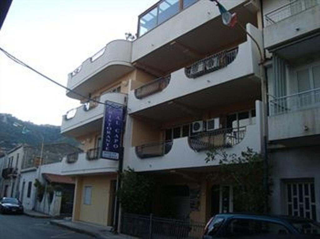 B&B La Grotta Sant'Alessio Siculo Bagian luar foto